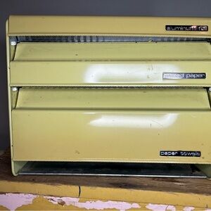 Vintage Lincoln Beautyware Waxed Paper Towel Aluminum Foil Wrap Dispenser Wall
